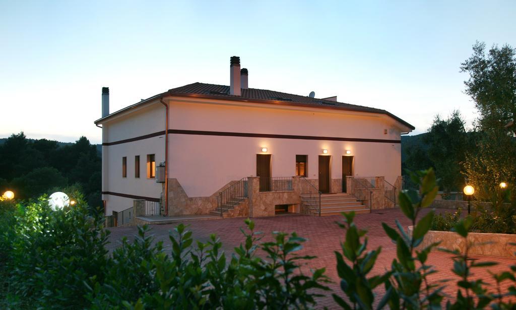 Valle D'Umbra Villa Весте Екстериор снимка